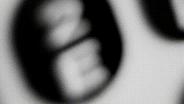 Clicks phone nhìn đã quá anh em