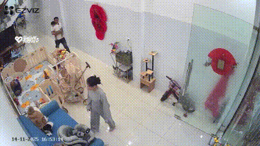 Chồng đi làm KIẾM Tiền nuôi gia đình