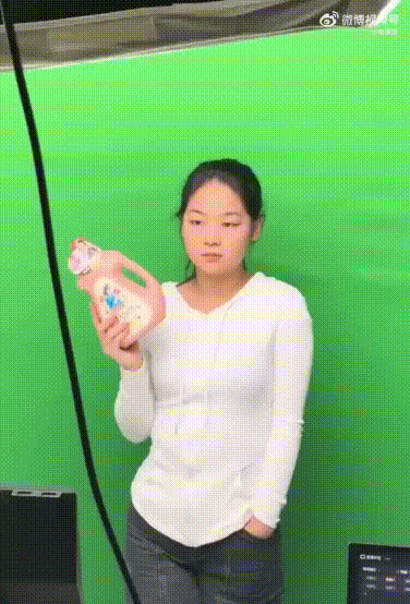 Công việc livestream bán hàng với hỗ trợ của AI ở Trung Quốc