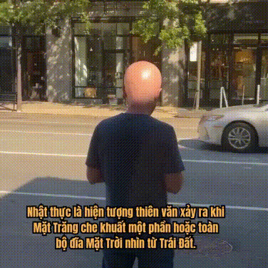 Nhật thực (Solar Eclipse) là hiện tượng thiên văn xảy ra khi Mặt Trăng đi vào giữa Trái Đất và...