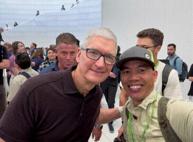 Hôm nay là ngày cuối cùng Tim Cook giữ chức CEO của Apple.