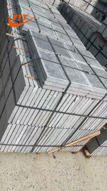 Đá xanh đen băm cà viền - Thanh Thanh Tùng Stone