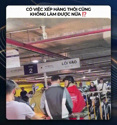 Chán cách xếp hàng của 2 thượng đế này